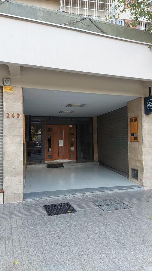 Departamento Con Cochera Muy Bien Ubicado En Ciudad Mendoza Exterior photo